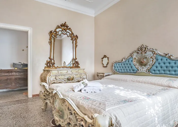 Διαμέρισμα Guesthost - Da Bianca E Bruno! Chic Flat X6 Λα Σπέτσια