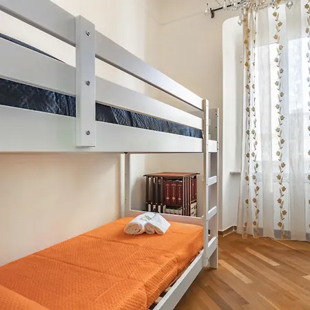 Apartment Da Bianca E Bruno! Chic Flat X6 La Spezia